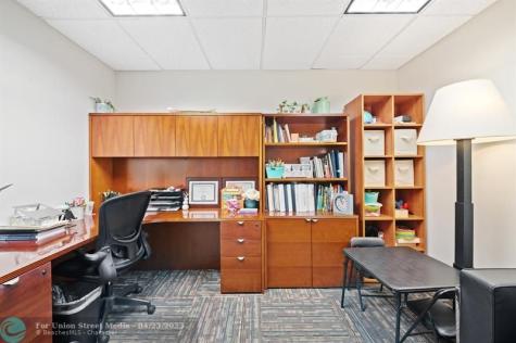 2233 N Commerce Parkway Weston FL 33326