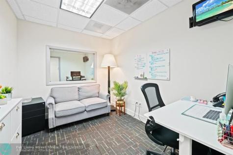 2233 N Commerce Parkway Weston FL 33326