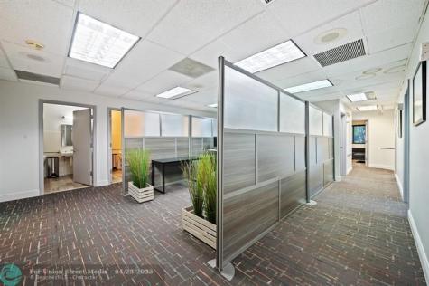 2233 N Commerce Parkway Weston FL 33326