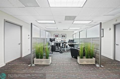 2233 N Commerce Parkway Weston FL 33326