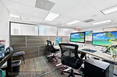 2233 N Commerce Parkway Weston FL 33326