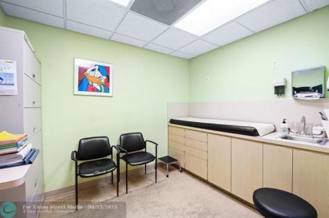 2233 N Commerce Parkway Weston FL 33326