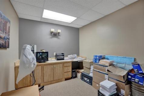 1881 N University Drive Coral Springs FL 33071