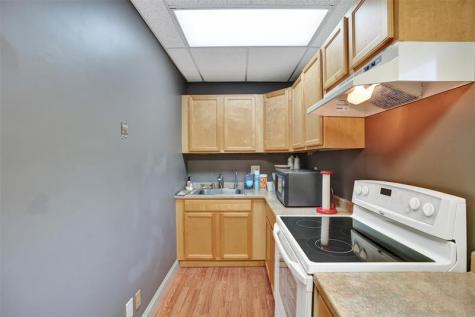 1881 N University Drive Coral Springs FL 33071