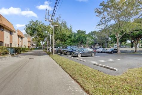 1881 N University Drive Coral Springs FL 33071