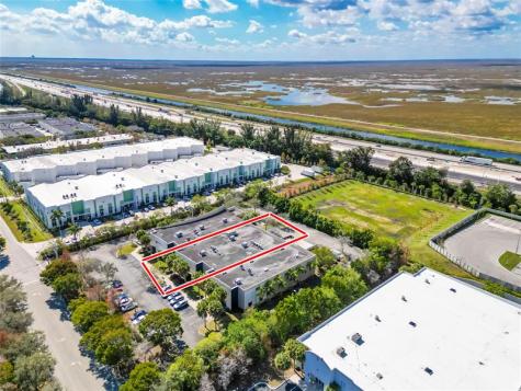 3902-3904 NW 126 Avenue Coral Springs FL 33065