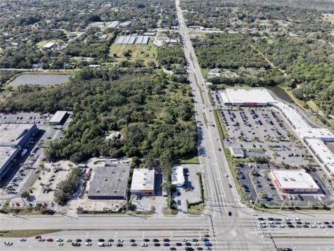 511 W Midway Road Fort Pierce FL 34982
