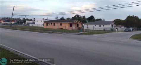 4195 NW 165th Street Miami Gardens FL 33054