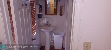 4195 NW 165th Street Miami Gardens FL 33054