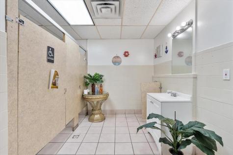 2647 N State Road 7 Lauderdale Lakes FL 33313