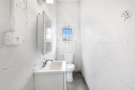 709 NW 8th Avenue Fort Lauderdale FL 33311