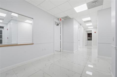 5401 N University Drive Coral Springs FL 33076