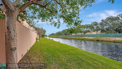 1806-1856 N Pine Island Plantation FL 33322