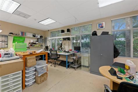 5497 Wiles Road Coconut Creek FL 33073