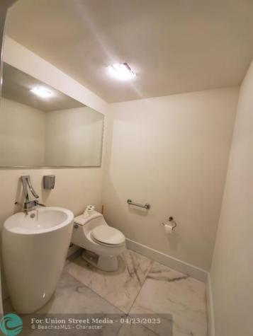 20125 NE 16th Place Miami FL 33179