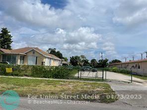 2215 Fillmore Street Hollywood FL 33020