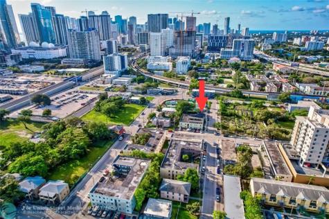 1139 NW 2nd Avenue Miami FL 33136