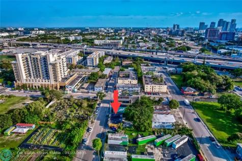 1139 NW 2nd Avenue Miami FL 33136