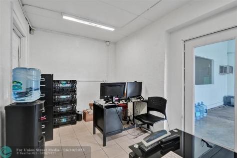 5350 N State Road 7 North Lauderdale FL 33309