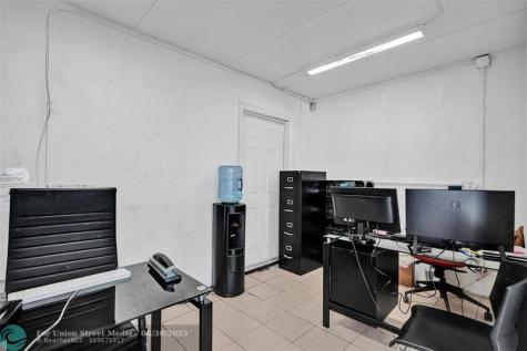 5350 N State Road 7 North Lauderdale FL 33309