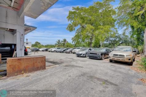 5350 N State Road 7 North Lauderdale FL 33309