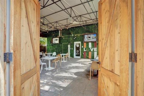 727 3RD Avenue Fort Lauderdale FL 33304