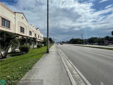 6115 Stirling Road Hollywood FL 33314
