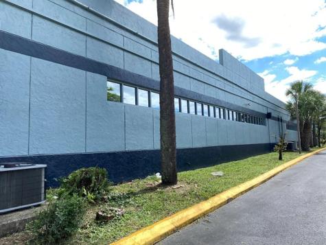 7351 W. Oakland Park Boulevard Lauderhill FL 33319