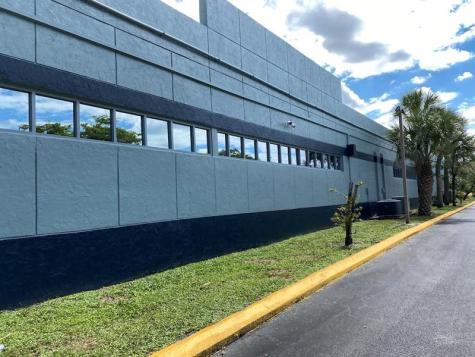 7351 W. Oakland Park Boulevard Lauderhill FL 33319