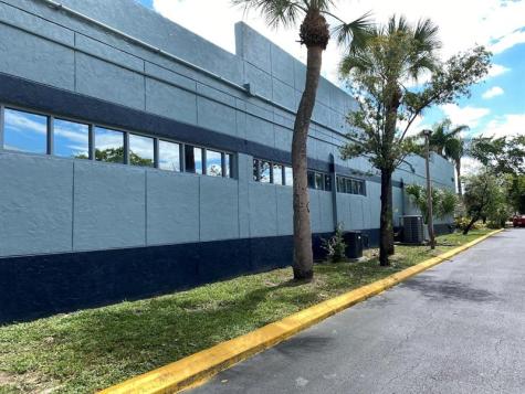 7351 W. Oakland Park Boulevard Lauderhill FL 33319