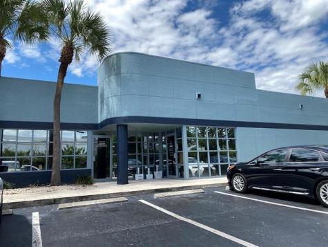 7351 W. Oakland Park Boulevard Lauderhill FL 33319