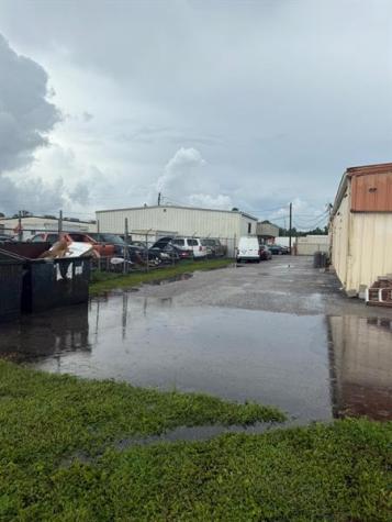 E Edgewood Drive Lakeland FL 33803