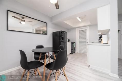 820 NE 21st Drive Wilton Manors FL 33305