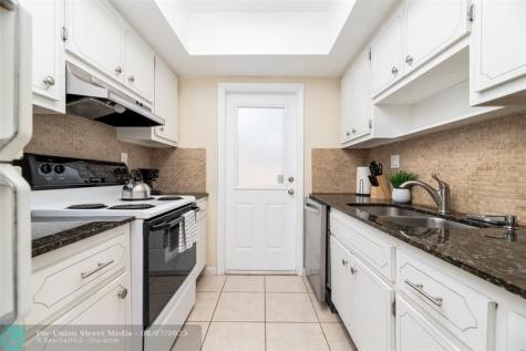 820 NE 21st Drive Wilton Manors FL 33305