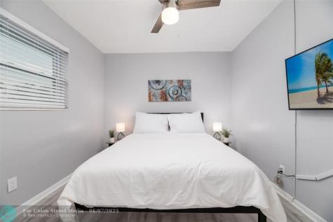 820 NE 21st Drive Wilton Manors FL 33305