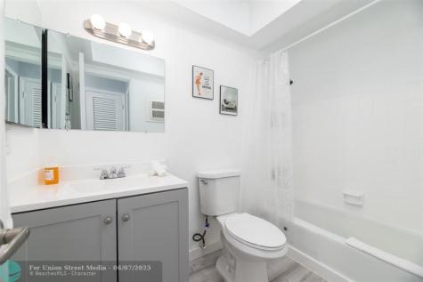 820 NE 21st Drive Wilton Manors FL 33305