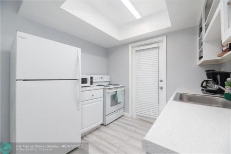 820 NE 21st Drive Wilton Manors FL 33305