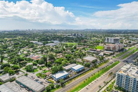 621 NE 1st Avenue Pompano Beach FL 33060