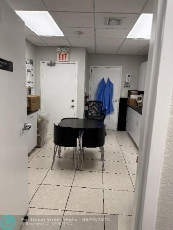 2801 N University Coral Springs FL 33065