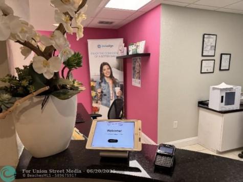 2801 N University Coral Springs FL 33065