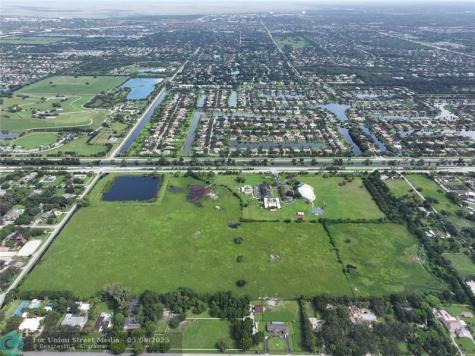 13900 Griffin Road Southwest Ranches FL 33330