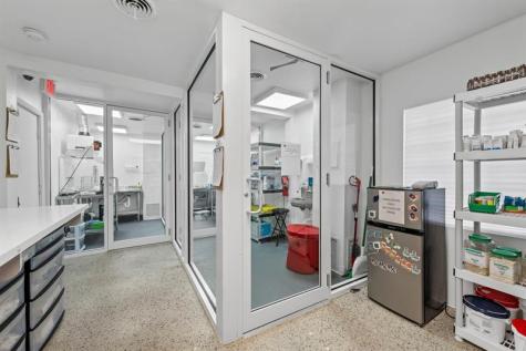141 E Commercial Boulevard Oakland Park FL 33334