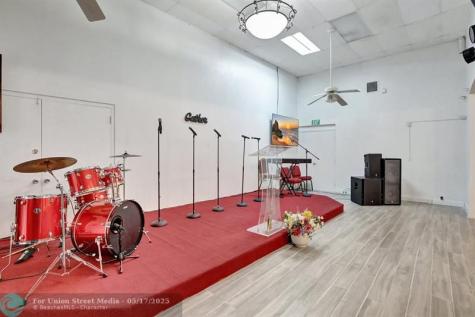 4505 NW 103rd Avenue Sunrise FL 33351