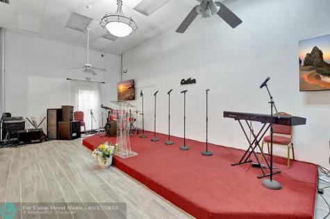 4505 NW 103rd Avenue Sunrise FL 33351