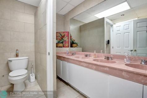 4505 NW 103rd Avenue Sunrise FL 33351