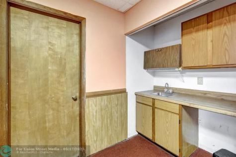 4505 NW 103rd Avenue Sunrise FL 33351