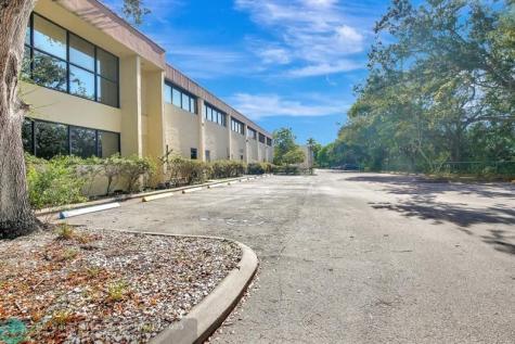 4505 NW 103rd Avenue Sunrise FL 33351