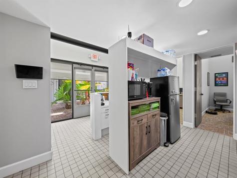 1330 SE 4th Avenue Fort Lauderdale FL 33316