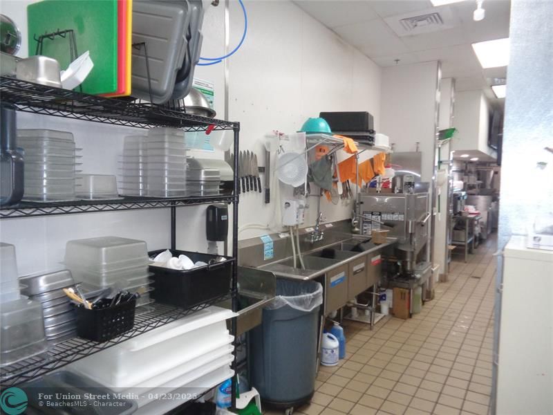 15280 S Jog Road Delray Beach FL 33446