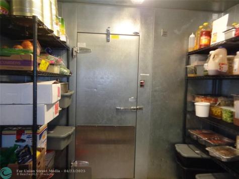 15280 S Jog Road Delray Beach FL 33446